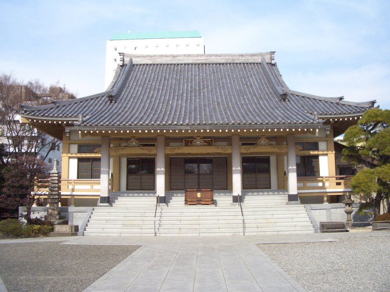 霊巌寺(霊厳寺)